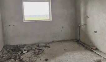 Opuszczony niedokończony dom