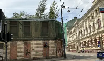 Ruiny kamienicy