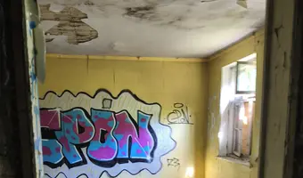 opuszczony dom