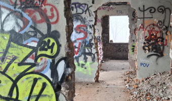 Ruiny magazynu prochu