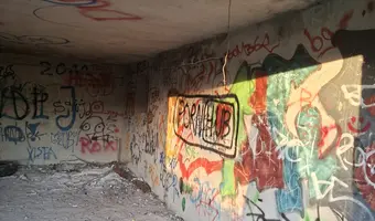 Nie dokończony dom z warsztatem i piwnicą - zdjęcie 2/4