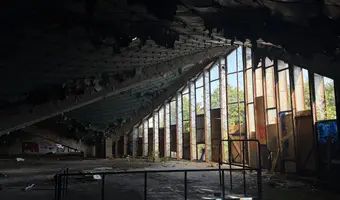 Hala Targowa na skraju Parku Śląskiego