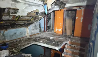 Opuszczony biurowiec przy starej fabryce, wieliczka - zdjęcie 4/15