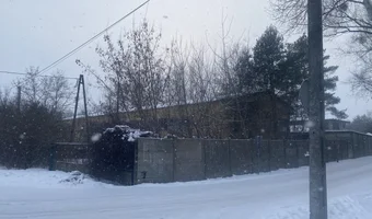 Opuszczony zakład r e t m a n