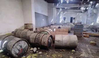 Opuszczony budynek - zdjęcie 3/4