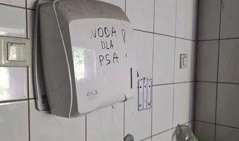 Opuszczony zakład p a w o