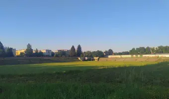 Opuszczony stadion - zdjęcie 2/4