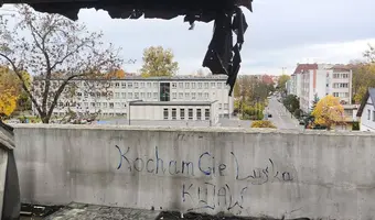 Mazowieckie, Płock - niedokonczony budynek oraz stare ruiny innego = 2w1