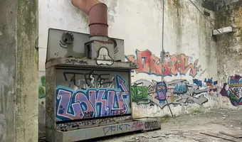 Opuszczony zakład przemysłowy