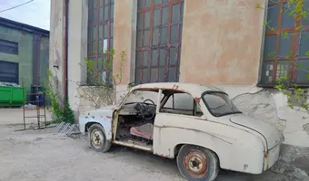 Opuszczona Syrena - zdjęcie 2/2
