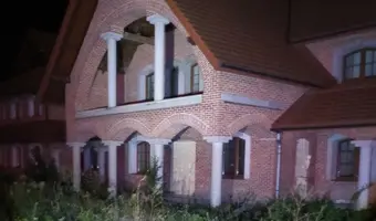 Opuszczony nigdy nie otwarty hotel