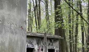 Opuszczone budynki - zdjęcie 4/4