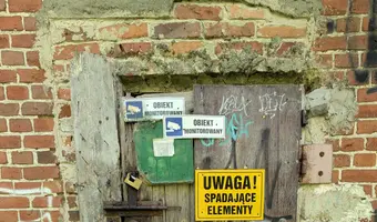Opuszczony budynek przy jeziorze zgniłek - zdjęcie 3/4