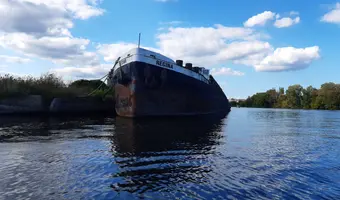 Opuszczona barka " regina" - zdjęcie 3/8