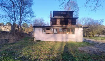 Mały ale 2-piętrowy domek