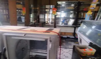 Opuszczony sklep spożywczy - zdjęcie 3/4