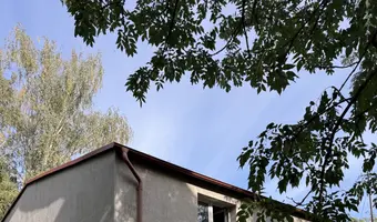 Opuszczony komis