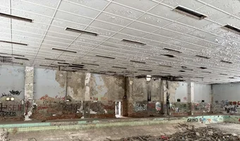 Opuszczony w i e l k i s z p i t a l rosyjski, legnica