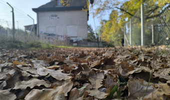 Opuszczony dom w którym sprzedawano bilety.