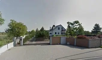 Opuszczony dom - zdjęcie 2/2