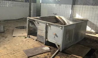 Opuszczona ubojnia w Piotrowicach