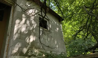Dom z kominem - zdjęcie 3/4