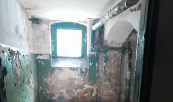 Opuszczona przychodnia wojskowa. - photo 4/4