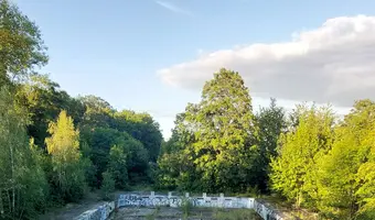 Opuszczony basen, Lubań