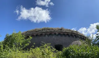 Ceglana wieża artyleryjska znana jako Fort Malakoff., Głogów