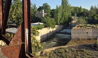 Opuszczony most kolejowy