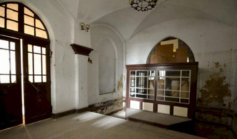 Neogotycki szpital z XIX wieku, Mokrzeszów,