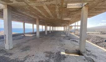 Niedokończony hotel