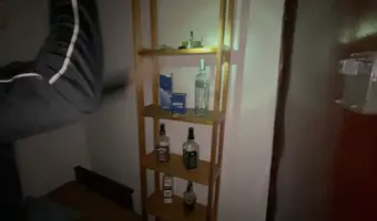 Opuszczona fabryka manekinów i rekwizytów reklamowych - photo 5/147