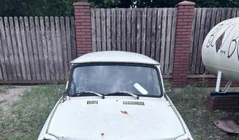 Stacja gazowa + samochód