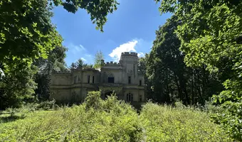 Pałac z okresu XIX i XXw.