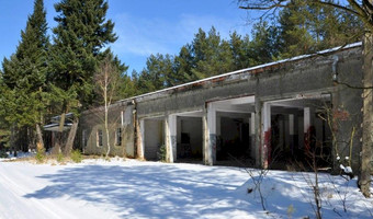 Pozostałości fabryki amunicji Deutsche Sprengchemie w Brożku, Zasieki/Brożek,