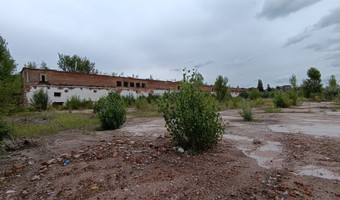 Ogromna fabryka włókiennicza