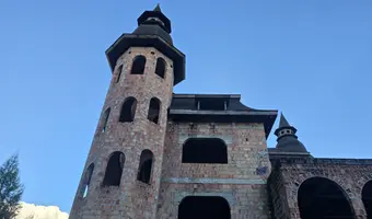 Zamek w Łapalicach, Łapalice