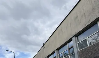 Opuszczony budynek szpitala - zdjęcie 2/4