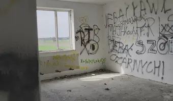 Opuszczony niedokończony dom