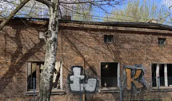 Mały opuszczony dom - zdjęcie 4/4