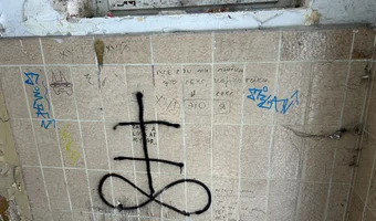 Opuszczony w i e l k i s z p i t a l rosyjski, legnica