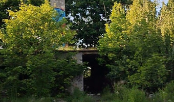 Ruiny zakładu produkującego olej z rzepaku
