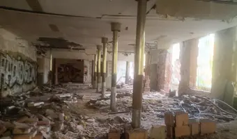 Fabryka i hale szedowe, biura