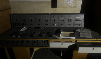 Była siedziba IX Liceum Ogólnokształcącego imienia Klementyny Hoffmanowej,