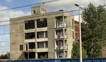 Zabytkowa, kolejowa wieża ciśnień