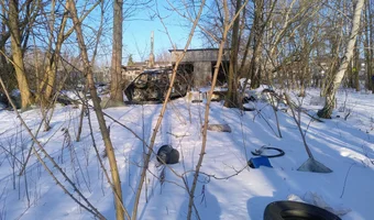 Opuszczony mechanik samochodowy