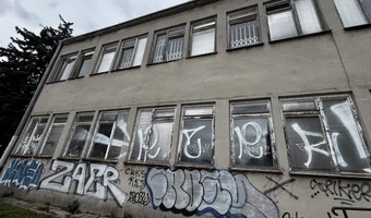 Opuszczona przychodnia rejonowa s z p z l o warszawa- ochota - zdjęcie 2/4