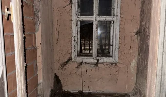 Opuszczony dworek - zdjęcie 3/4