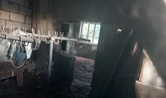 Opuszczona zabytkowa remiza o s p - photo 2/10